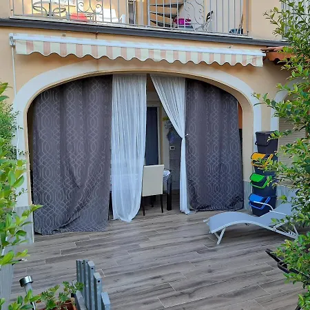 Sonia Beach Club Apartment *